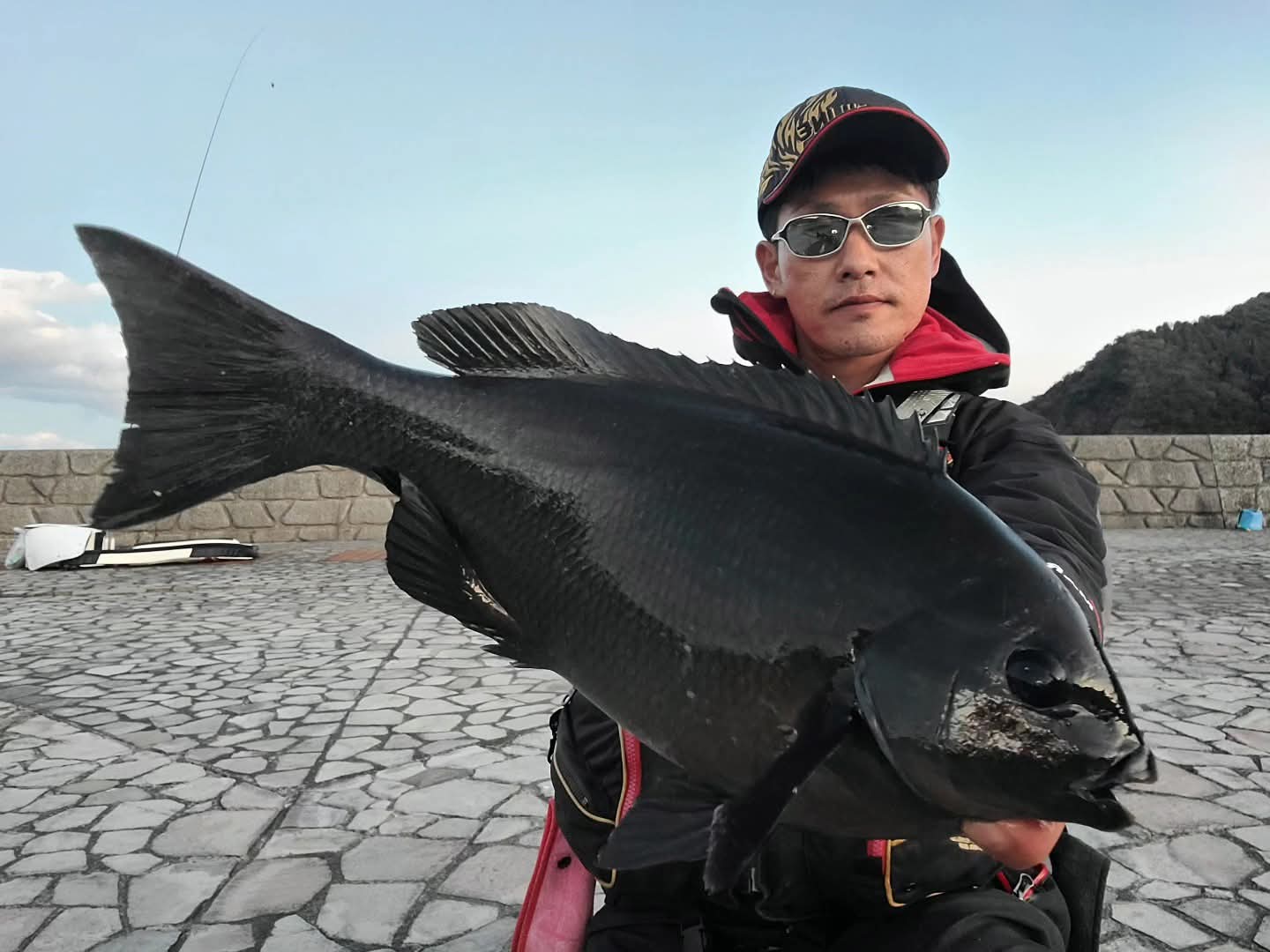 釣研　撥水ストレッチパンツ　Mサイズ　ツリケン 釣研フィッシングパンツTFP251 | 釣研- TSURIKEN